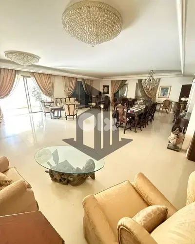 Apartment For Sale in Hazmieh شقة للبيع في الحازمية