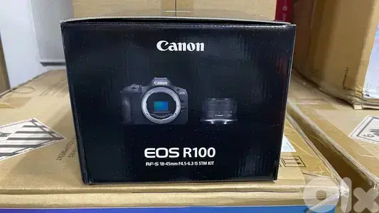 Canon Camera EOS R100 RF-S 18-45mm F4.5-6.3 IS STM Kit last 500$