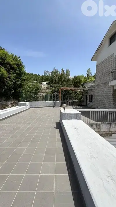 400 Sqm Triplex in Achkout