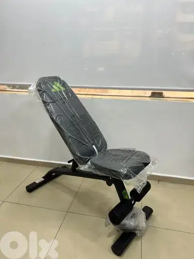 Bench adidas بنش تمارين