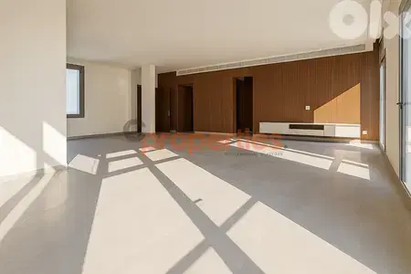 Apartment For Sale In Achrafieh – CPBWW73