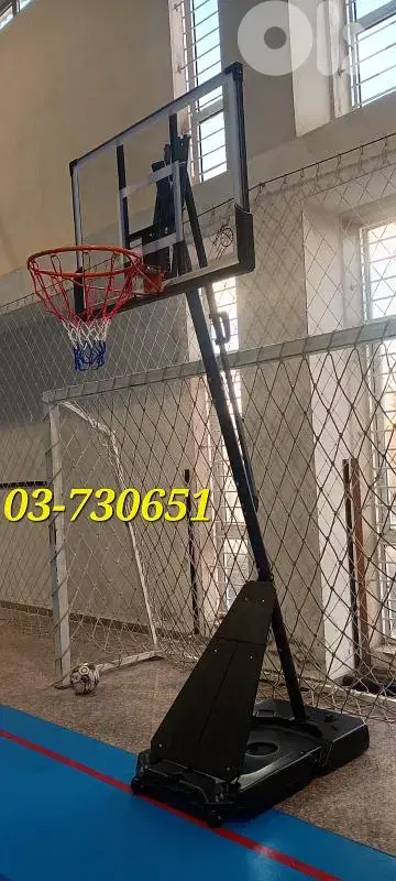 230$ Movable basketball hoop