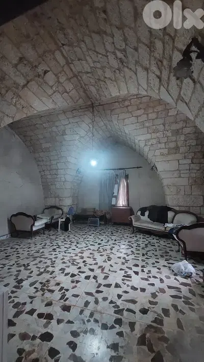GMB103KG -  Old house with land for Sale in Bichmizzine  بيت قديم