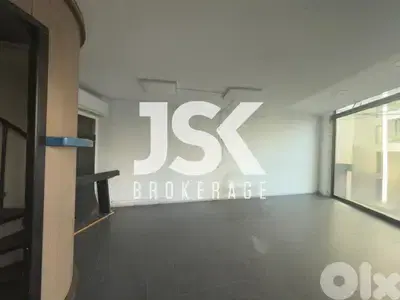 L19800 - 80 SQM Shop For Rent in Achrafieh, Sassine