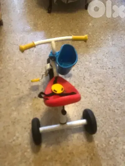bicyclette chicco  بسكلات 18month to 5years with handle
