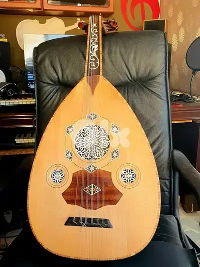 عود لبناني صناعة نقولا الحارس 1996 Lebanese Oud by Nicolas Al Hares