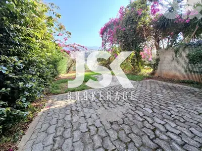 L19825 - Spacious 4 bedroom Duplex with Garden For Rent in Adma