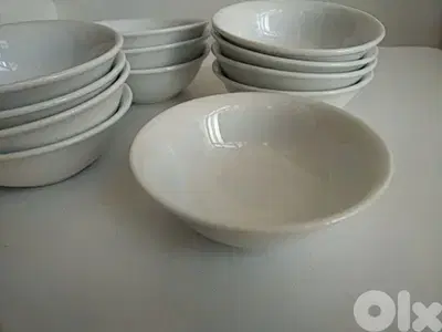 Set of 12 white porcelain cups - Not Negotiable
