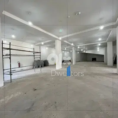 Warehouse for rent in NAHR EL MOT - 700 MT2 - 4.2 M Height
