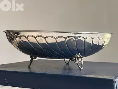 Silver center table dish