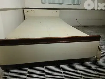 تخت مفرد ونص