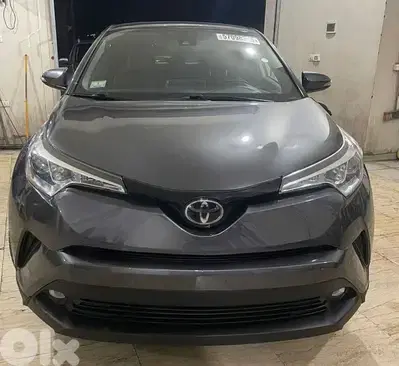 Toyota CHR 2018 Premium_Keyless_Power Mirror_Blind Spot