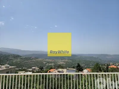 RWK136GZ - Situated in a Calm Residential area, this Villa in Kfardebi
