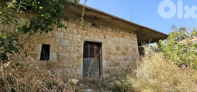 RWK187GZ - Land with Old house for sale in Kfardebian