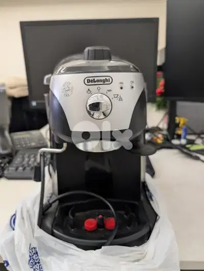 DeLonghi used espresso coffee machine
