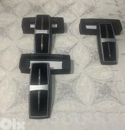 Cross pen never used