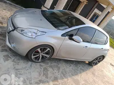 بيجو 208 2013
