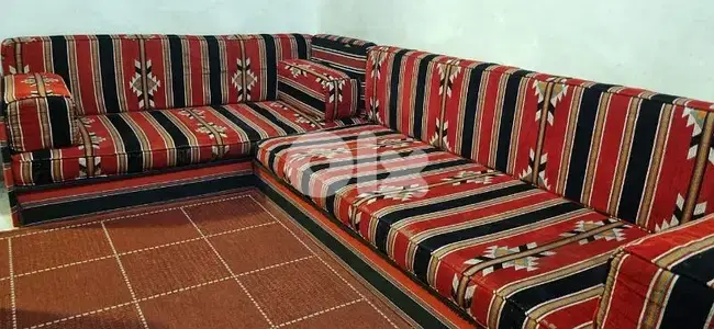 قعدة عربية قعدة عربية