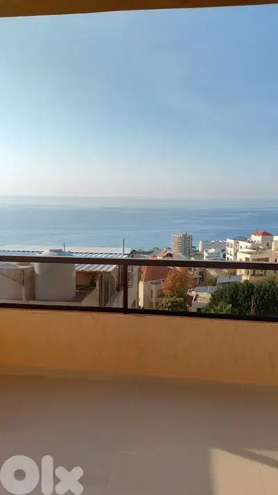 GMB138SZ - Apartment for Sale In Halat - شقة للبيع في حالات