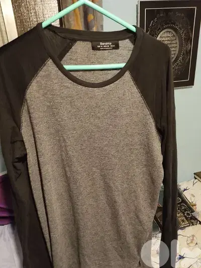 Bershka T-shirt.