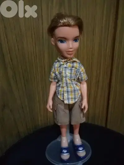 BRATZ CAMERON 1ST Edition 20 YEARZ ANNIVERSARY MGA2002 Rare Great doll