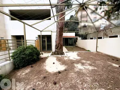 Apartment for Sale in Oyoun Broummana  شقة للبيع في عيون برمانا