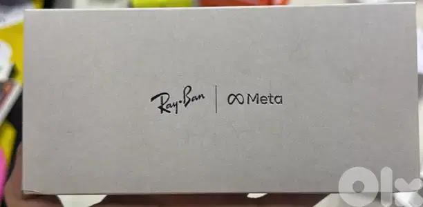 Rayban Meta Wayfarer glasses with camera and open ear audio RW4008