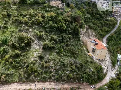 RWB112HM - Land for sale in Ghedras Keserwan
