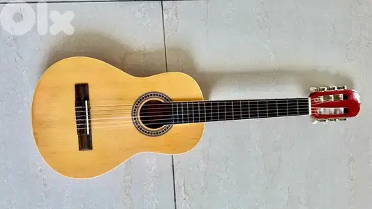 Guitar new Never used