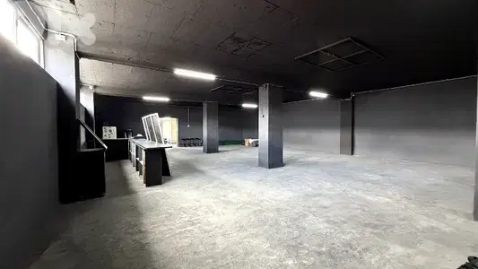 RWB336CA - Hall / showroom for rent in Anchit Jbeil