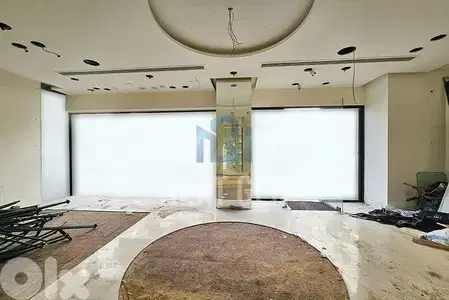 Showroom For Rent in Downtown | معرض للإيجار في وسط المدينة