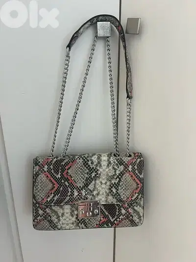 stradivarius bag