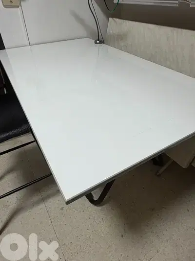 architecture table and high chair
