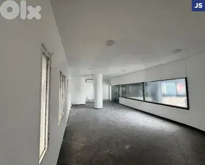 Office/main road/two parking spaces/Hazmiyeh - الحازمية/REF#JS133228