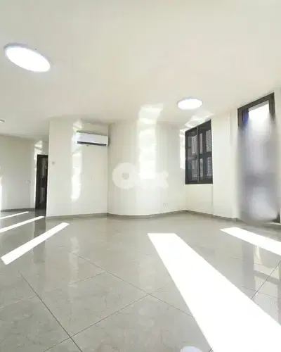 RAO26-4748 Office 70m for rent in Saifi – Beirut