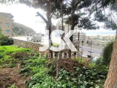 L20521 - Exclusive! Land With Old House For Sale in Zouk Mosbeh