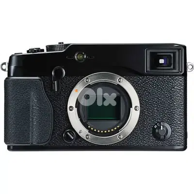 Fujifilm Xpro-1 digital camera 16mp w hand grip