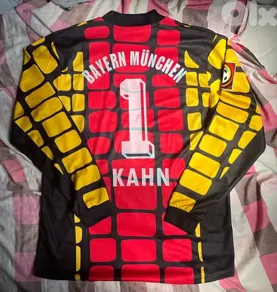 Bayern Munich oliver kahn goalkeeper long sleeve  adidas 1999 kit