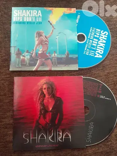 shakira cds .