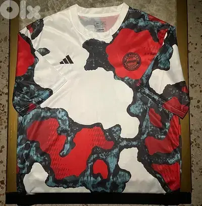 bayern Munich practice 2022 adidas kit