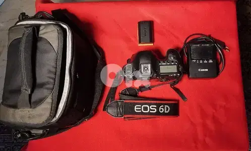 Canon 6D full frame DSLR body ONLY ~64k shutter Canon 6D full frame DSLR body ONLY ~64k shutter