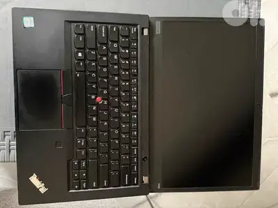 Lenovo T490 core i7 8th 16GB RAM 500GB SSD