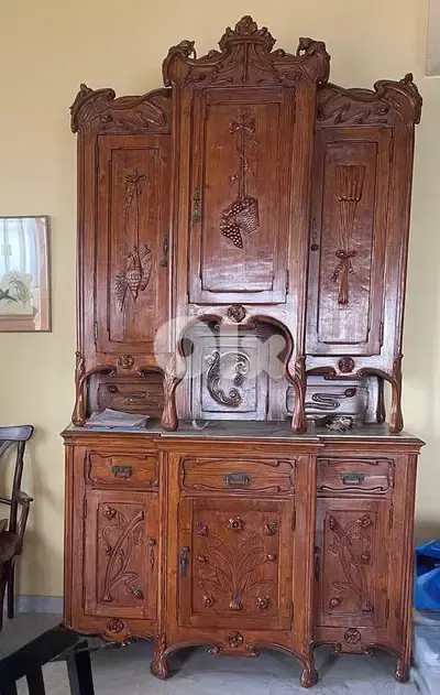 19بوفيه درسوار انتيك قديم خشب. Dining room buffet