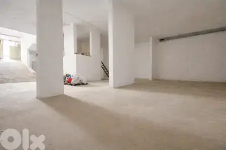 Warehouse for Sale in Jdeideh – 600 SQM مستودع للبيع في الجديدة