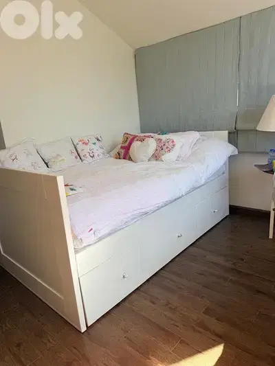 Single Bed + Mattress – Great Condition