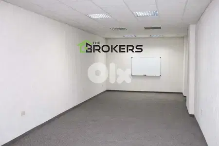 Shop for Sale in Sin El Fil   محل للبيع في سن الفيل