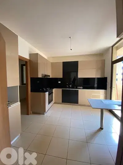 luxurious building / prime location / 3 bedroom apt for rent antelias