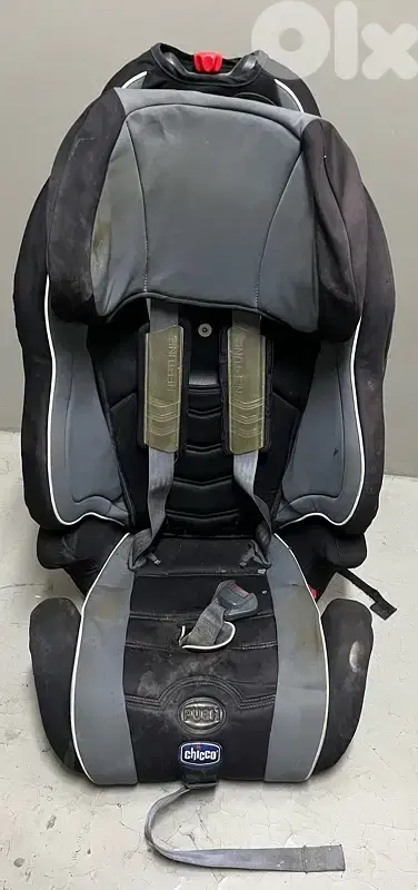 Car seat chicco used 35 $ beyrout ashrafiye 03723895