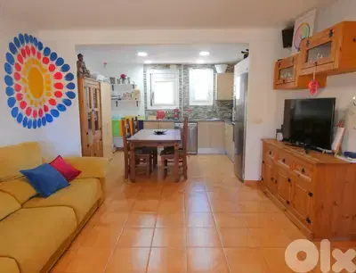 Barcelona Get your residency! furnished house in a calm area  PR-00421
