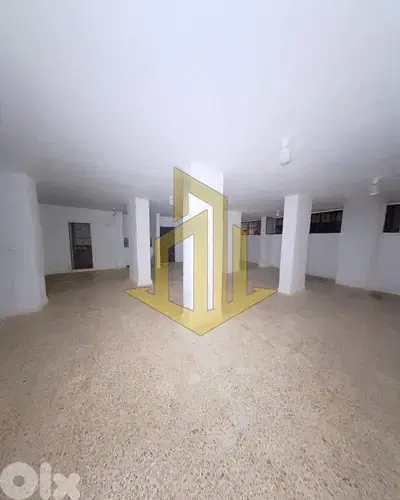 Depot for sale in Sakiet El Janzeer مستودع للبيع في ساقية الجنزير